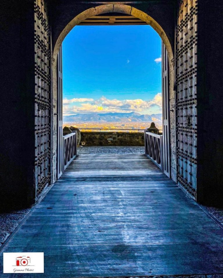 castel santelmo 4 768x960