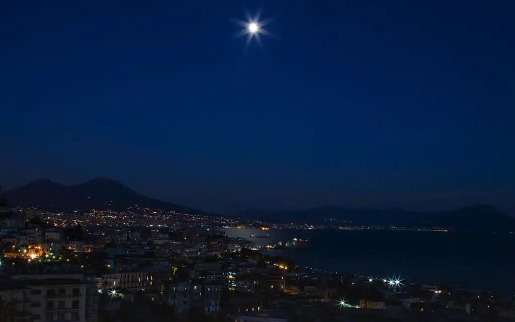 Notte di san Lorenzo a Napoli dove vedere le stelle cadenti